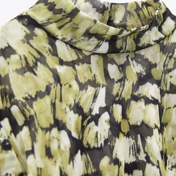 Zara PRINTED TULLE BLACK GREEN Cropped Top sheer SZ M - Picture 5 of 10